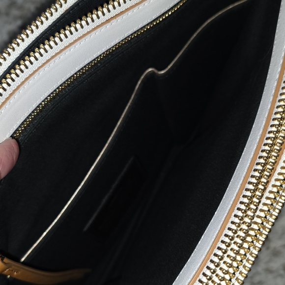 Coach Burough Bag - Picture 16 of 17